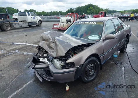 1993 Honda Accord Lx z USA, uszkodzony, nr VIN 1HGCB7653PA064879